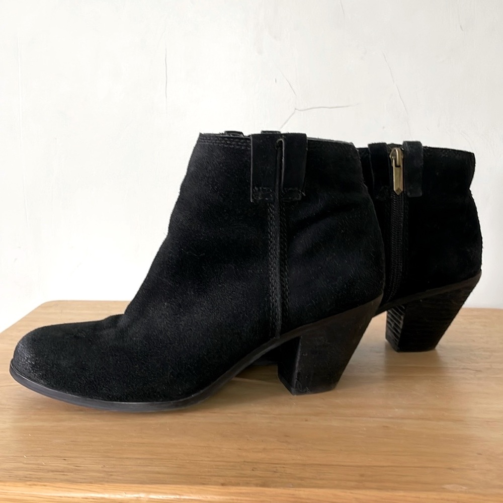Sam Edelman Distress Black Suede Heeled Booties, Size 8